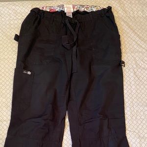 Koi scrub bottoms